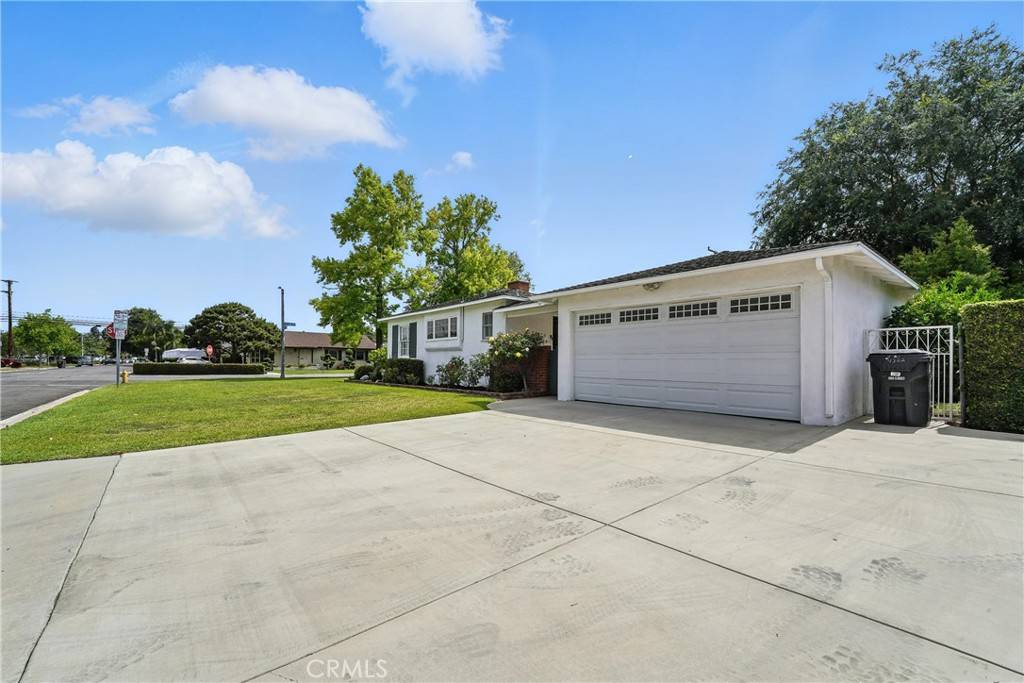 Long Beach, CA 90808,5236 E Harvey WAY