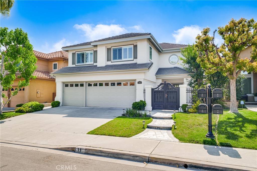 11 High, Laguna Niguel, CA 92677