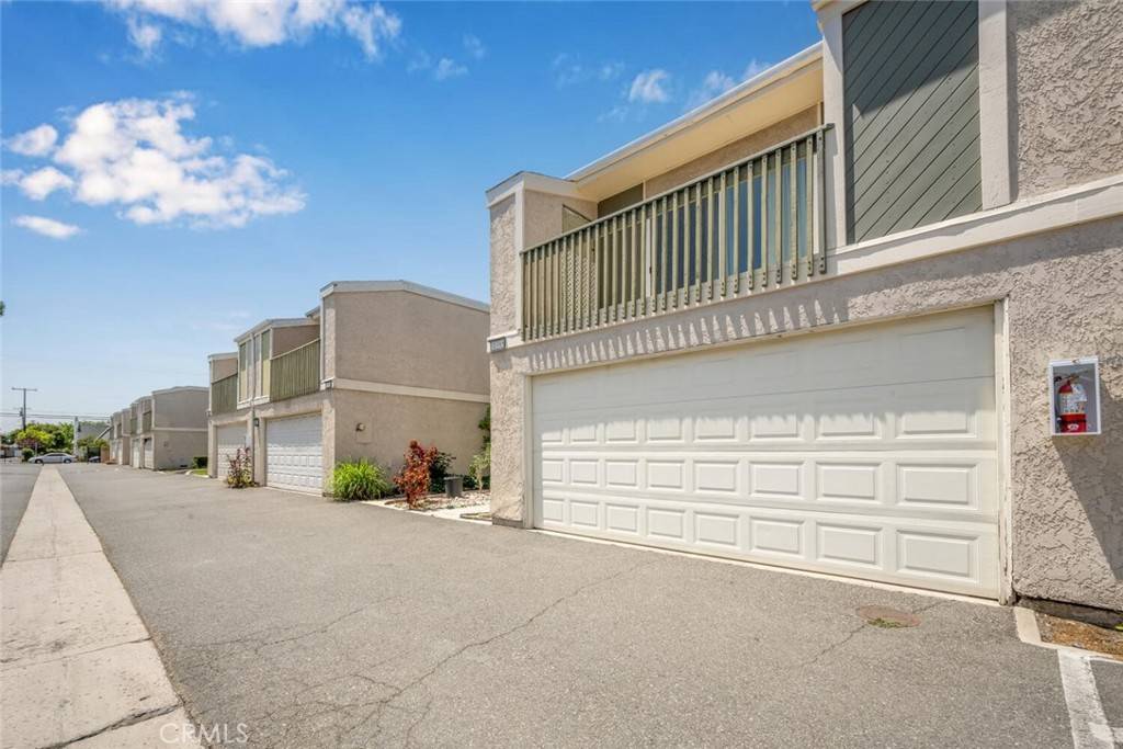 Garden Grove, CA 92843,10395 Hammontree DR