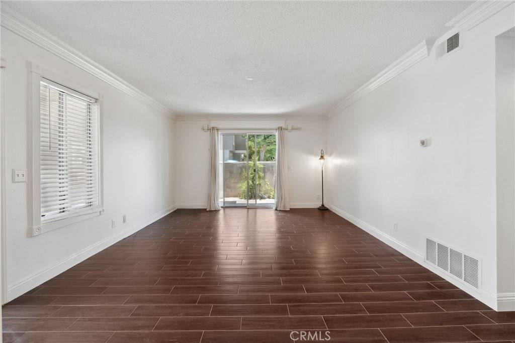 Irvine, CA 92614,81 Rockwood #42
