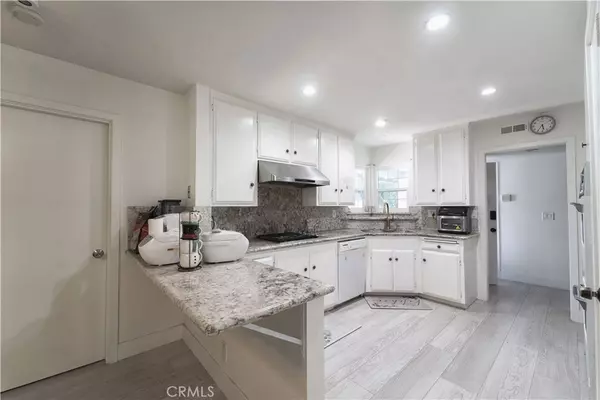 Westminster, CA 92683,14712 Bromley St