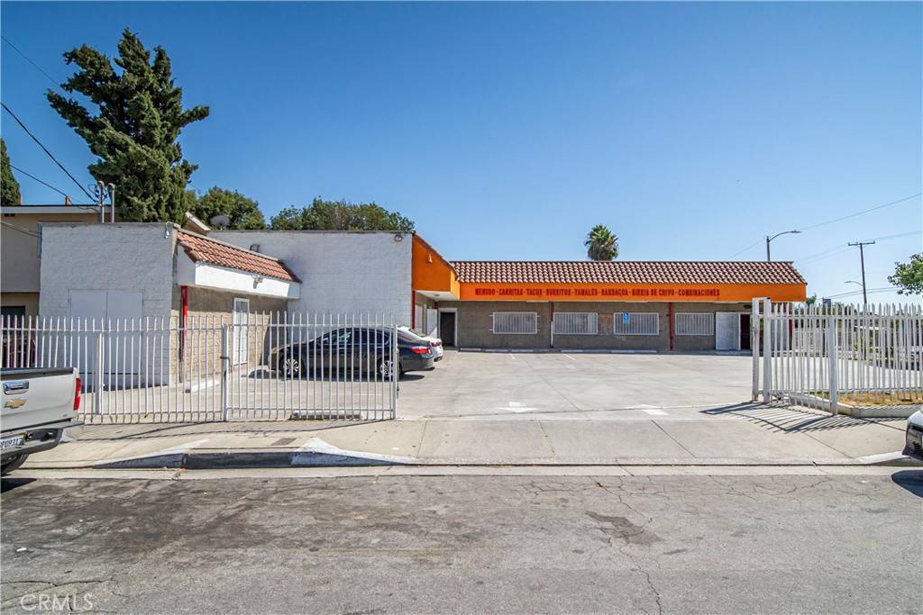 Whittier, CA 90605,11810 Carmenita RD
