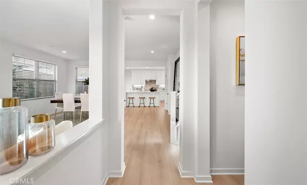 Irvine, CA 92618,106 Sunnyside