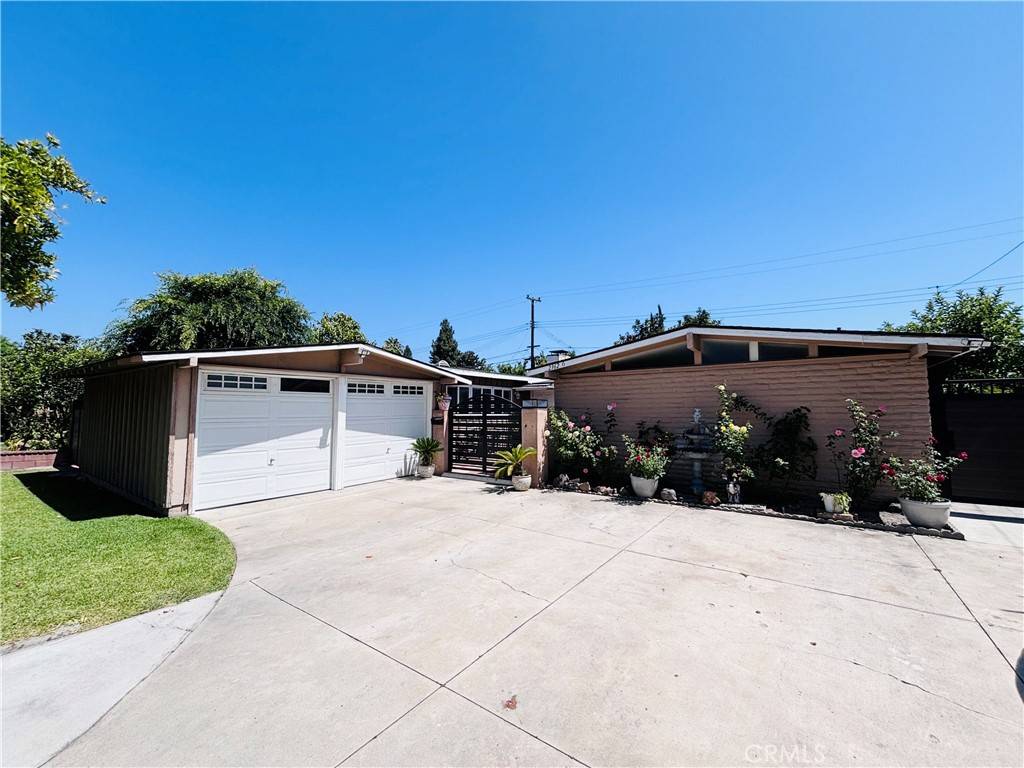 2362 W Mall AVE, Anaheim, CA 92804