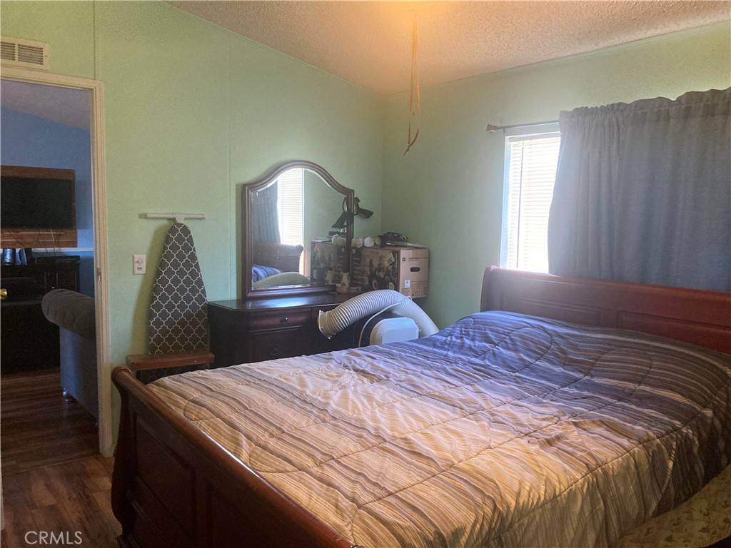 La Verne, CA 91750,2909 Arrow Highway #24