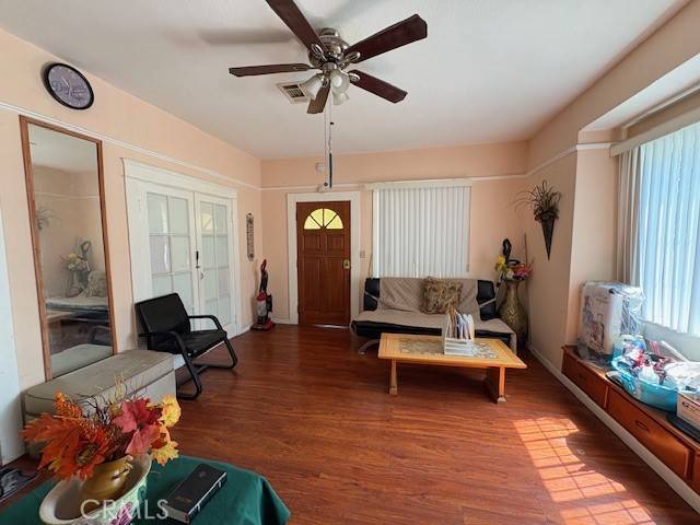 Pomona, CA 91768,334 W Artesia ST