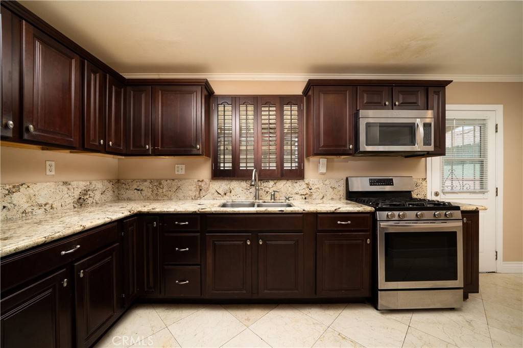 Lakewood, CA 90712,4425 Ashworth ST