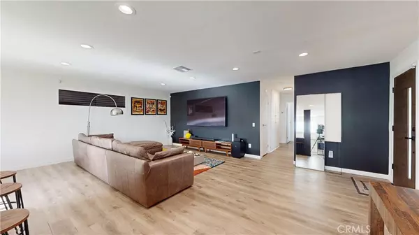 Los Angeles, CA 90044,641 W 127th ST