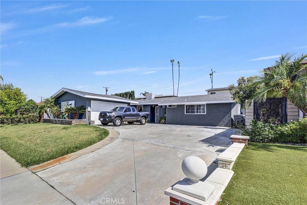 701 E Pinehurst AVE, La Habra, CA 90631