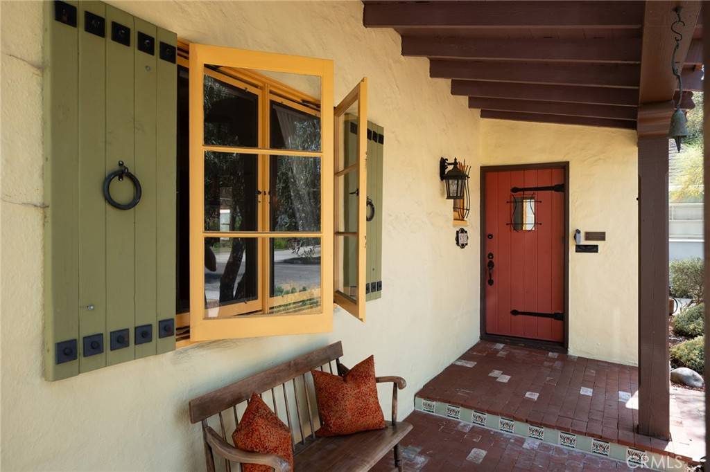 Santa Ana, CA 92706,413 W Santa Clara AVE