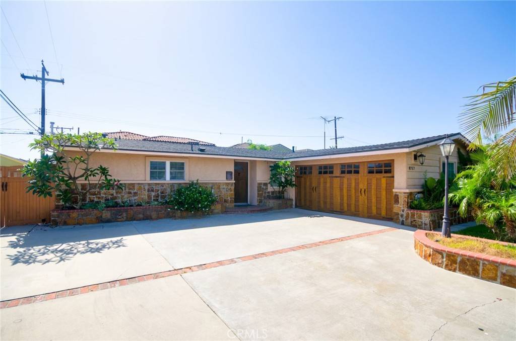 8757 Los Altos DR, Buena Park, CA 90620