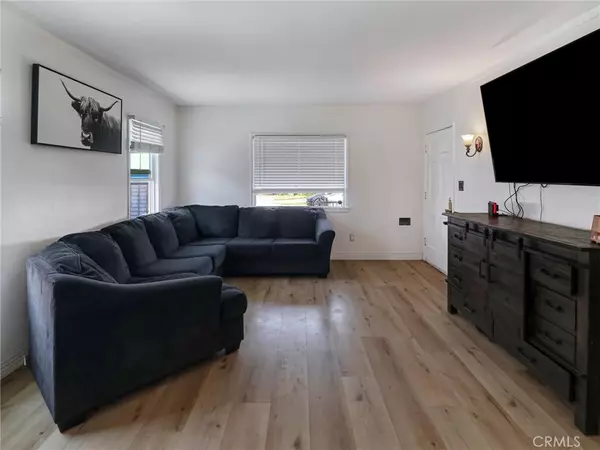 Long Beach, CA 90805,5960 Lime AVE