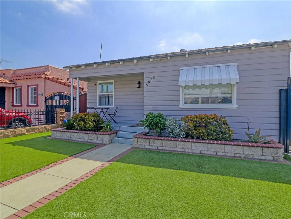 Long Beach, CA 90805,5960 Lime AVE