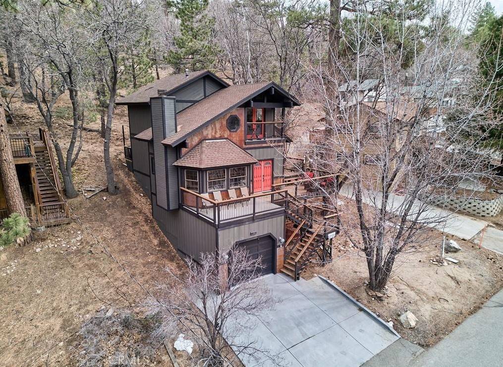 Big Bear Lake, CA 92315,43560 Bow Canyon RD
