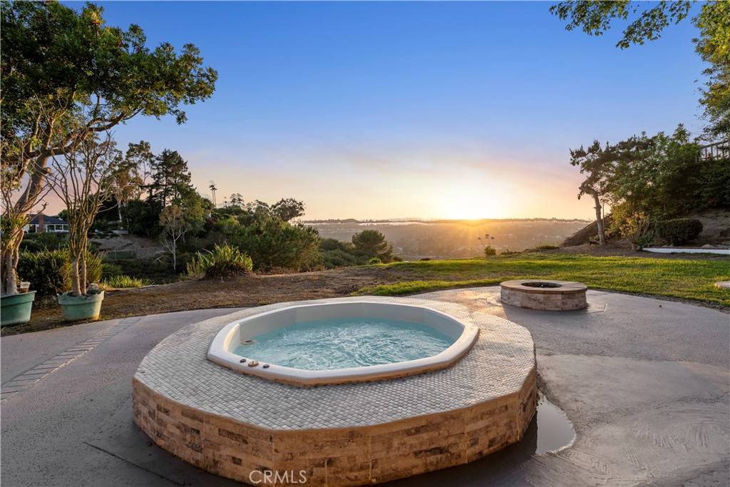 Laguna Niguel, CA 92677,24135 Las Naranjas DR