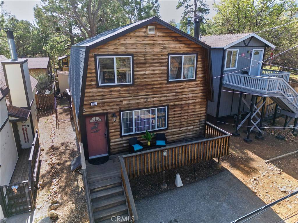 Sugarloaf, CA 92386,887 Vista AVE