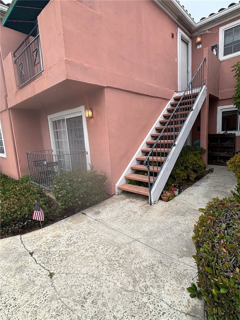 409 Utica, Huntington Beach, CA 92648