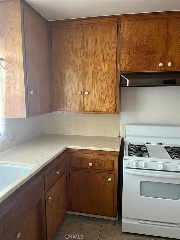Orange, CA 92867,287 Oak