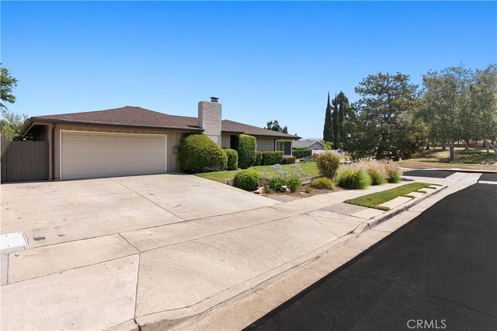 Placentia, CA 92870,1225 Carlsbad ST