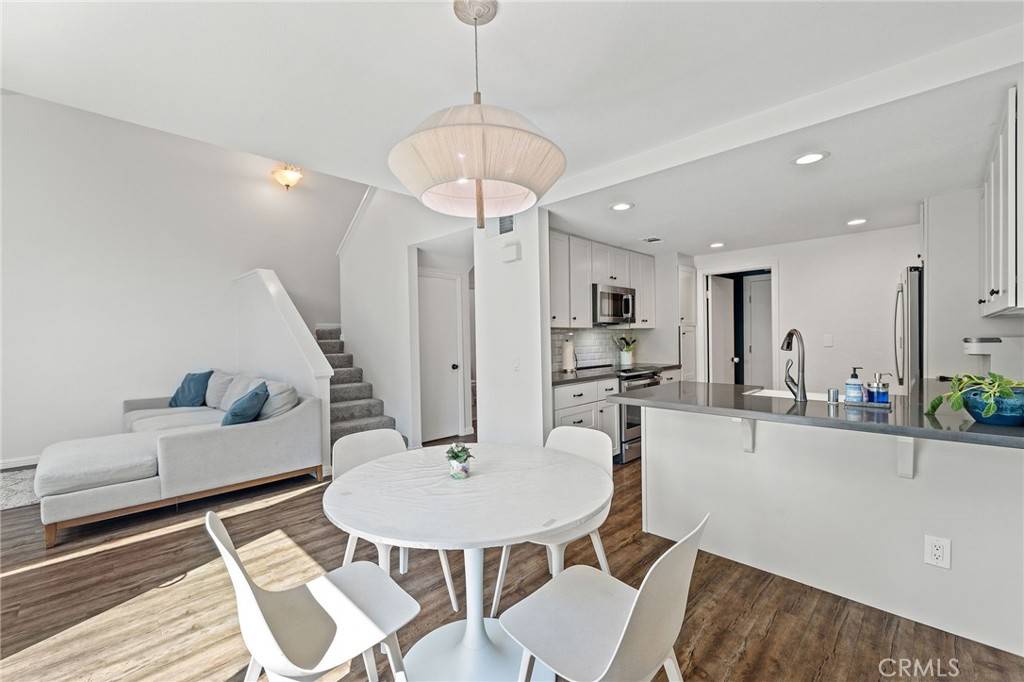 164 Stanford CT #82, Irvine, CA 92612
