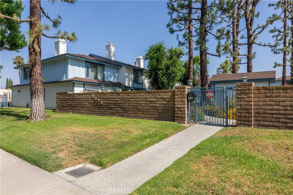 Bellflower, CA 90706,9553 Beach ST #21