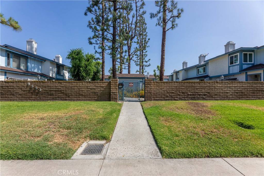 Bellflower, CA 90706,9553 Beach ST #21
