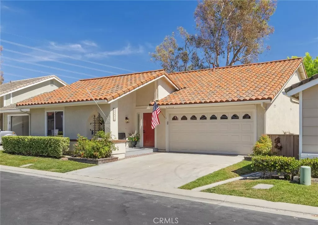 Mission Viejo, CA 92692,23452 Villena