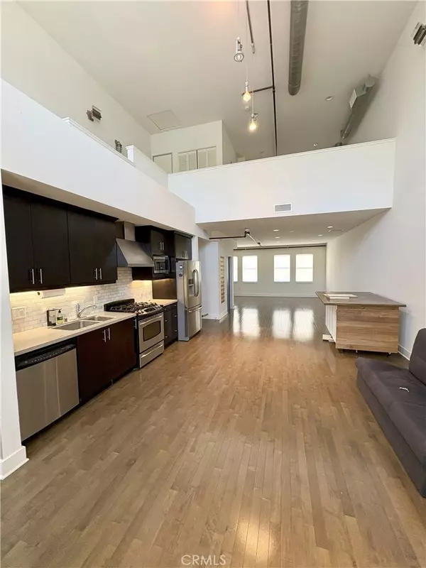 920 E Santa Ana BLVD, Santa Ana, CA 92701