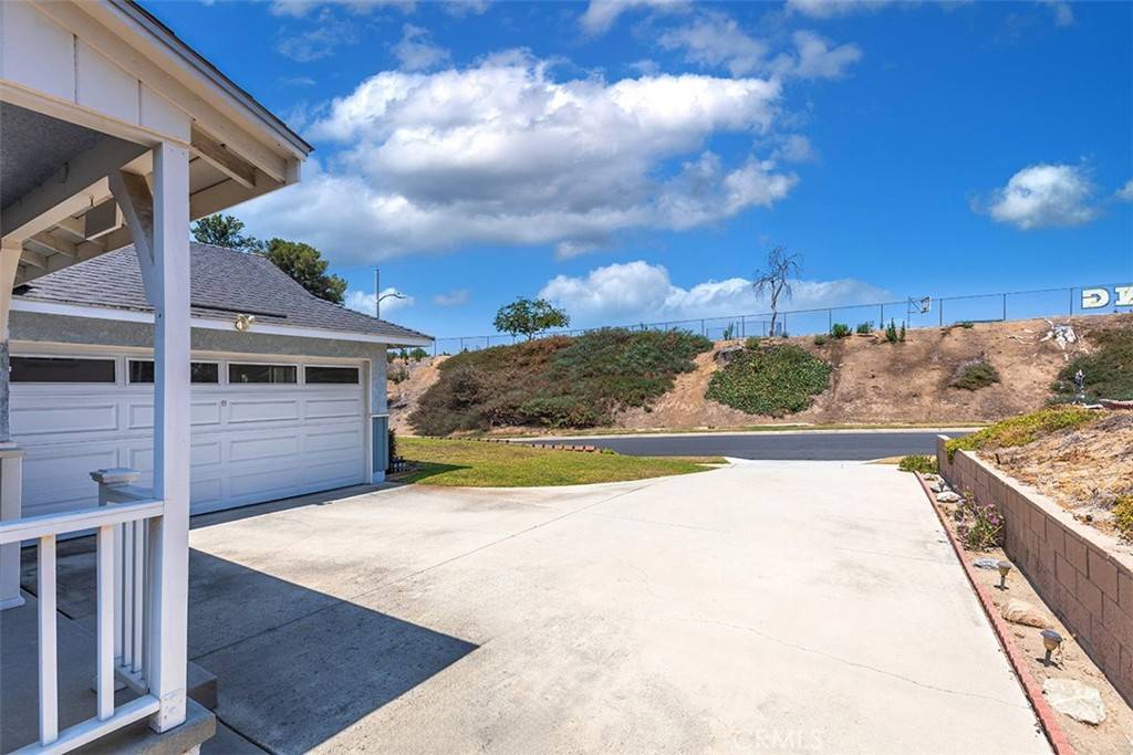 La Mirada, CA 90638,14836 Rayfield DR
