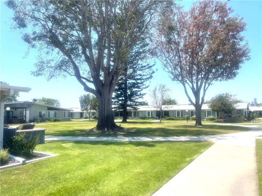 Seal Beach, CA 90740,1441 Homewood RD #5 96C