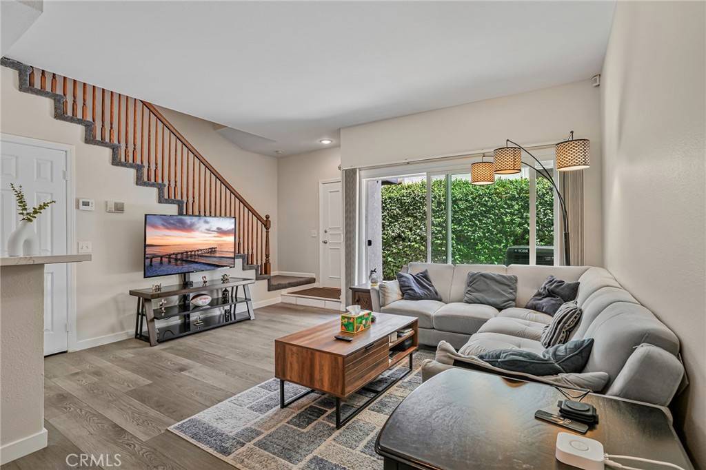 500 S Grevillea AVE #2, Inglewood, CA 90301