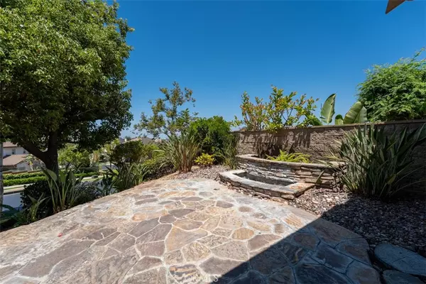 Fullerton, CA 92833,2889 Muir Trail DR
