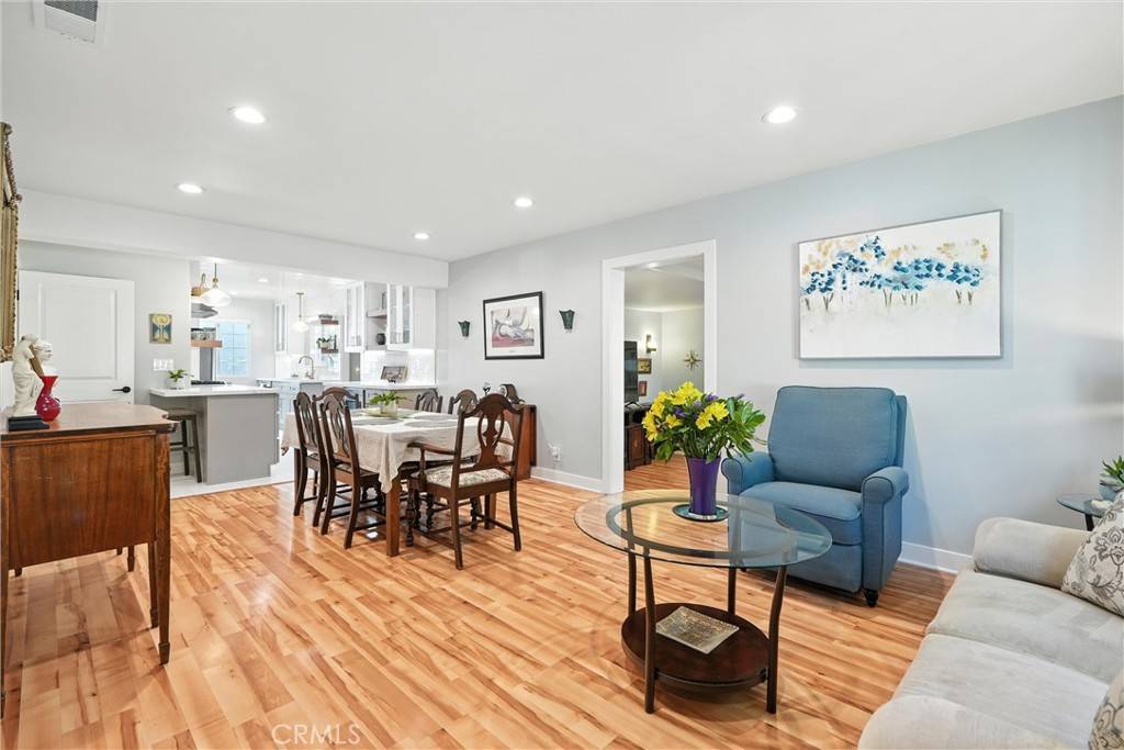 Long Beach, CA 90815,6358 E Cantel ST