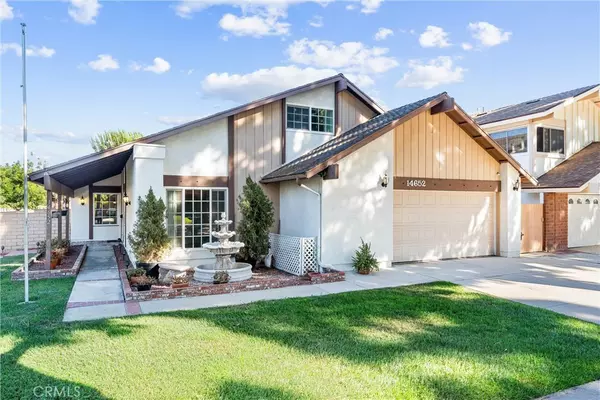 Tustin, CA 92780,14652 Canterbury AVE