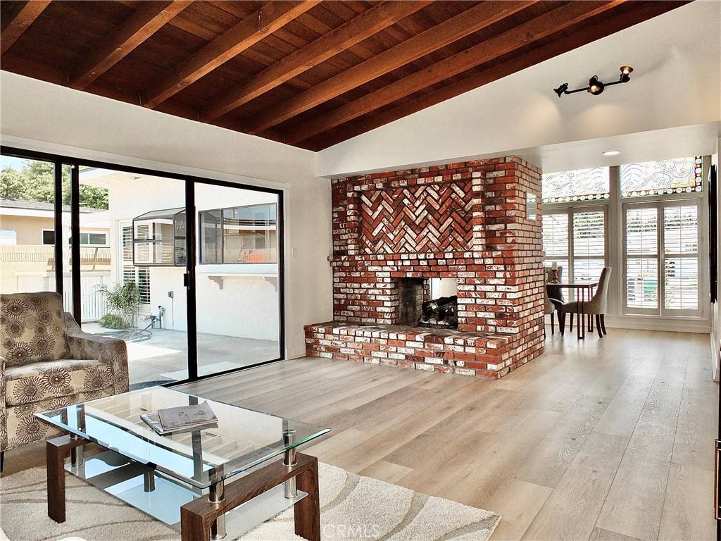 Long Beach, CA 90815,6531 E Espanita ST