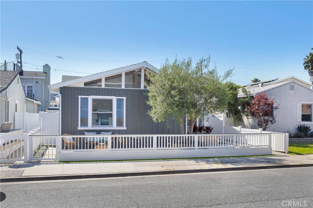 Seal Beach, CA 90740,313 14 ST