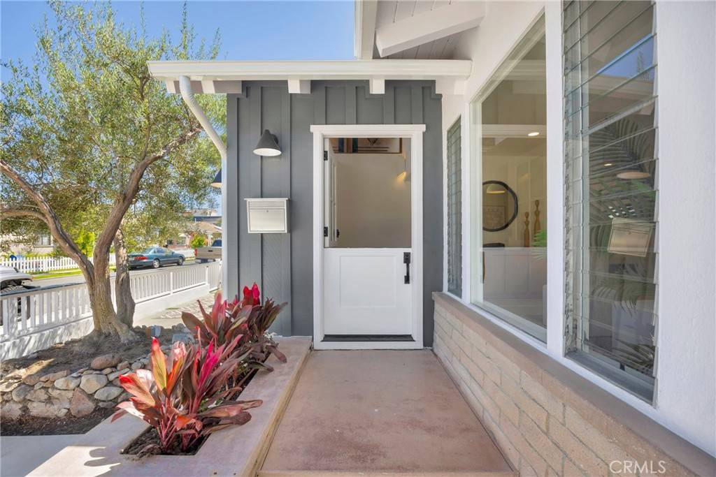 Seal Beach, CA 90740,313 14 ST