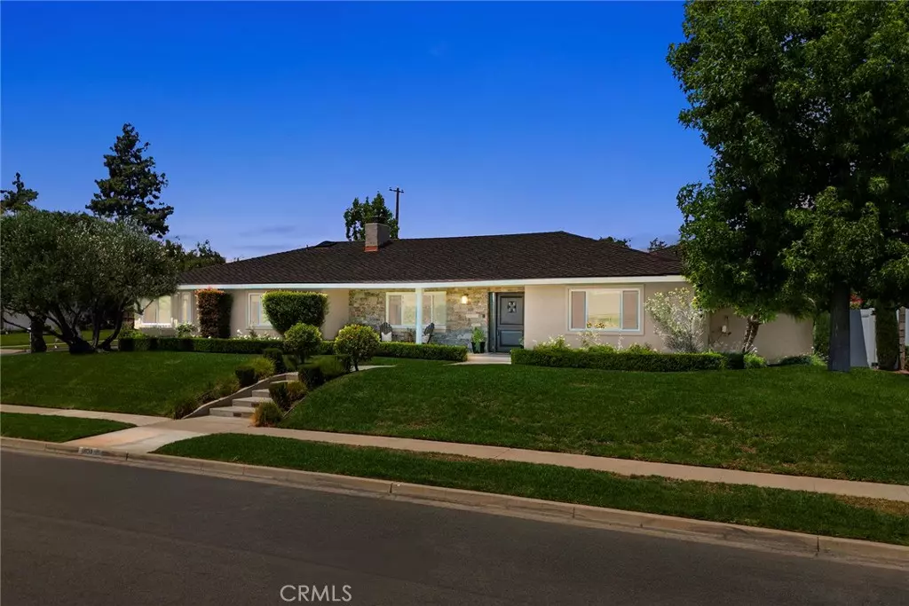 North Tustin, CA 92705,1831 Cockscrow LN