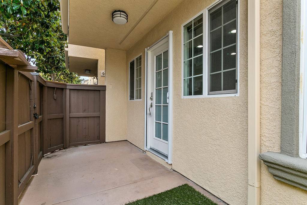 San Diego, CA 92117,5404 Balboa Arms DR #369