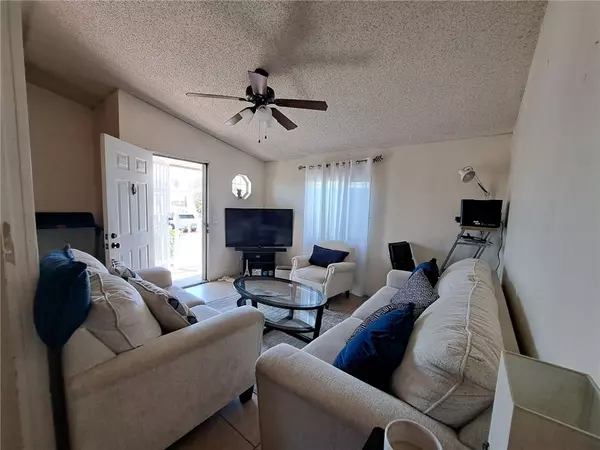 Anaheim, CA 92805,1241 N East ST #172