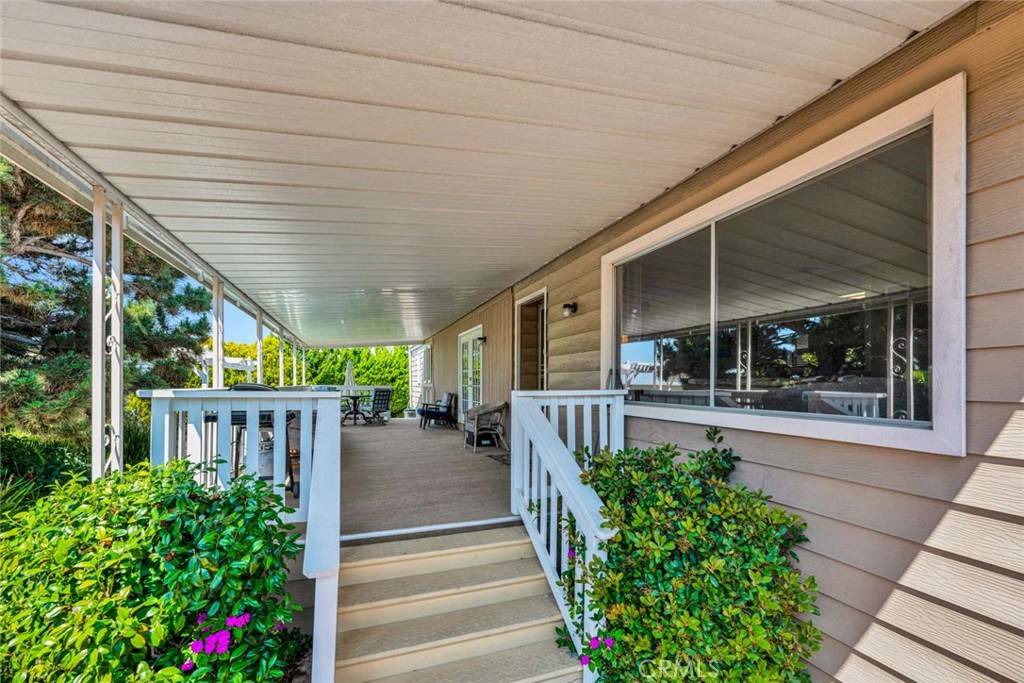 Huntington Beach, CA 92649,16222 Monterey LN #337