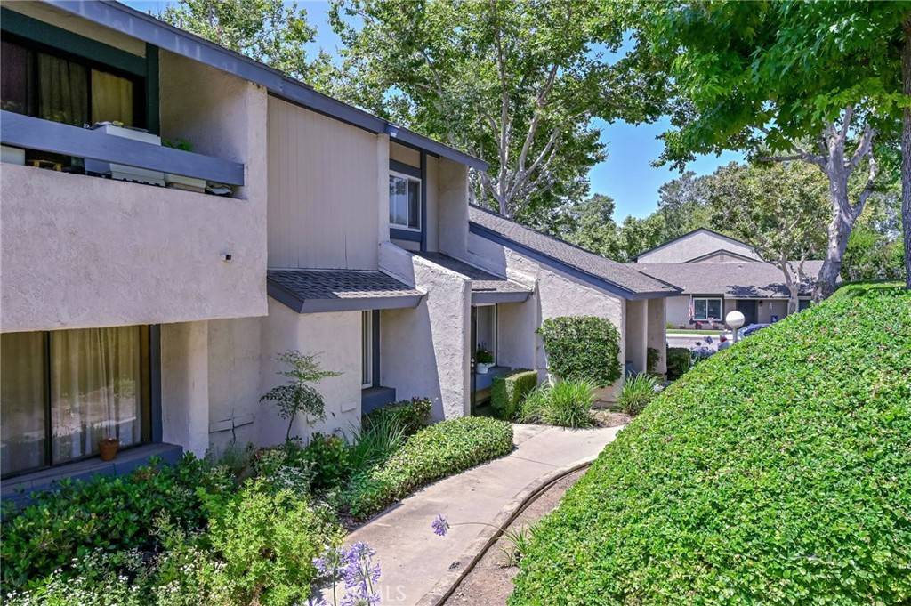 Brea, CA 92821,1585 Honeywood CT