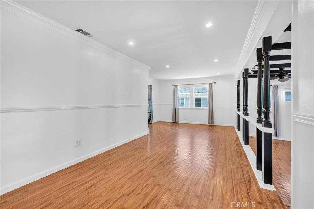 Whittier, CA 90605,8607 Strub AVE