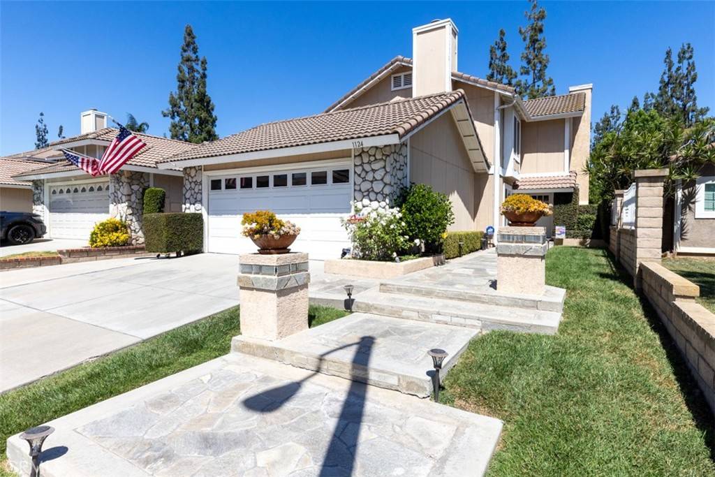 Placentia, CA 92870,1124 N Holt DR
