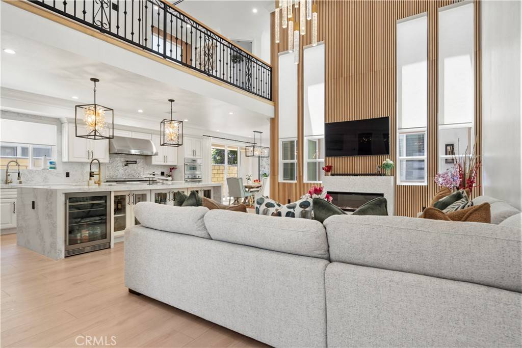 Huntington Beach, CA 92646,21861 Vacation Ln LN