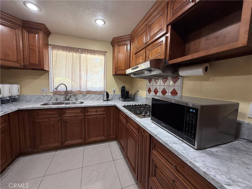 11057 Dudley way, Stanton, CA 90680