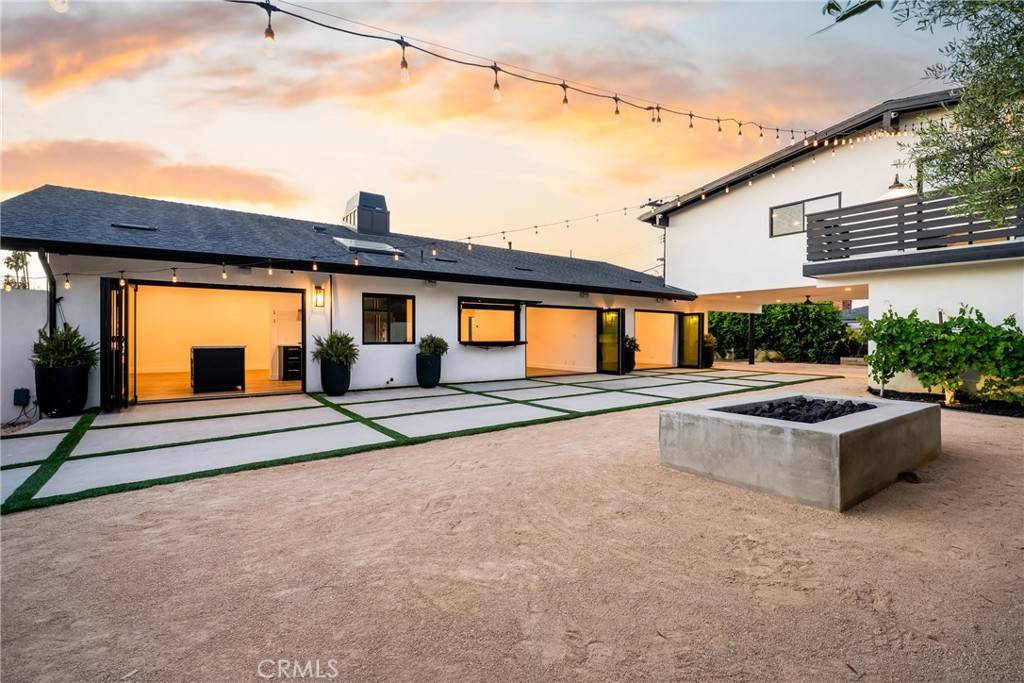 Costa Mesa, CA 92626,3000 Country Club DR