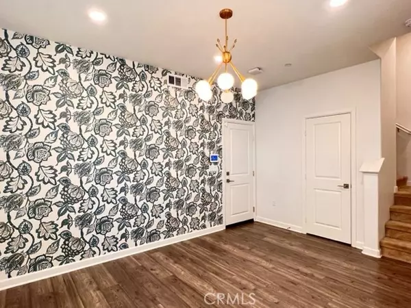 Yorba Linda, CA 92886,4321 Canyon Coral LN