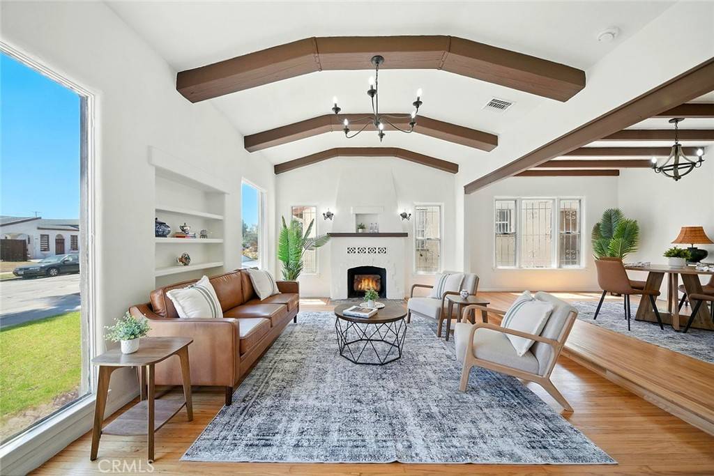 1123 W 81st ST, Los Angeles, CA 90044
