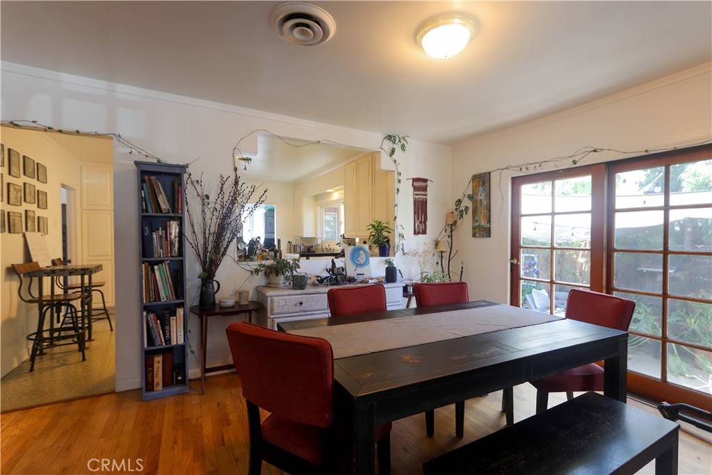 Long Beach, CA 90804,820 820 1/2 Newport AVE